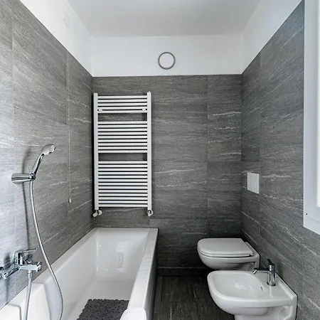 Апартаменты Casa Malu By Quokka 360 - Flat 10 Mins From Lecco *