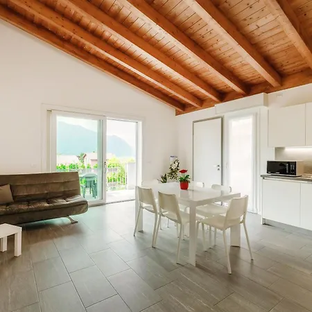 Casa Malu By Quokka 360 - Flat 10 Mins From Lecco Апартаменты Манделло-дель-Ларио